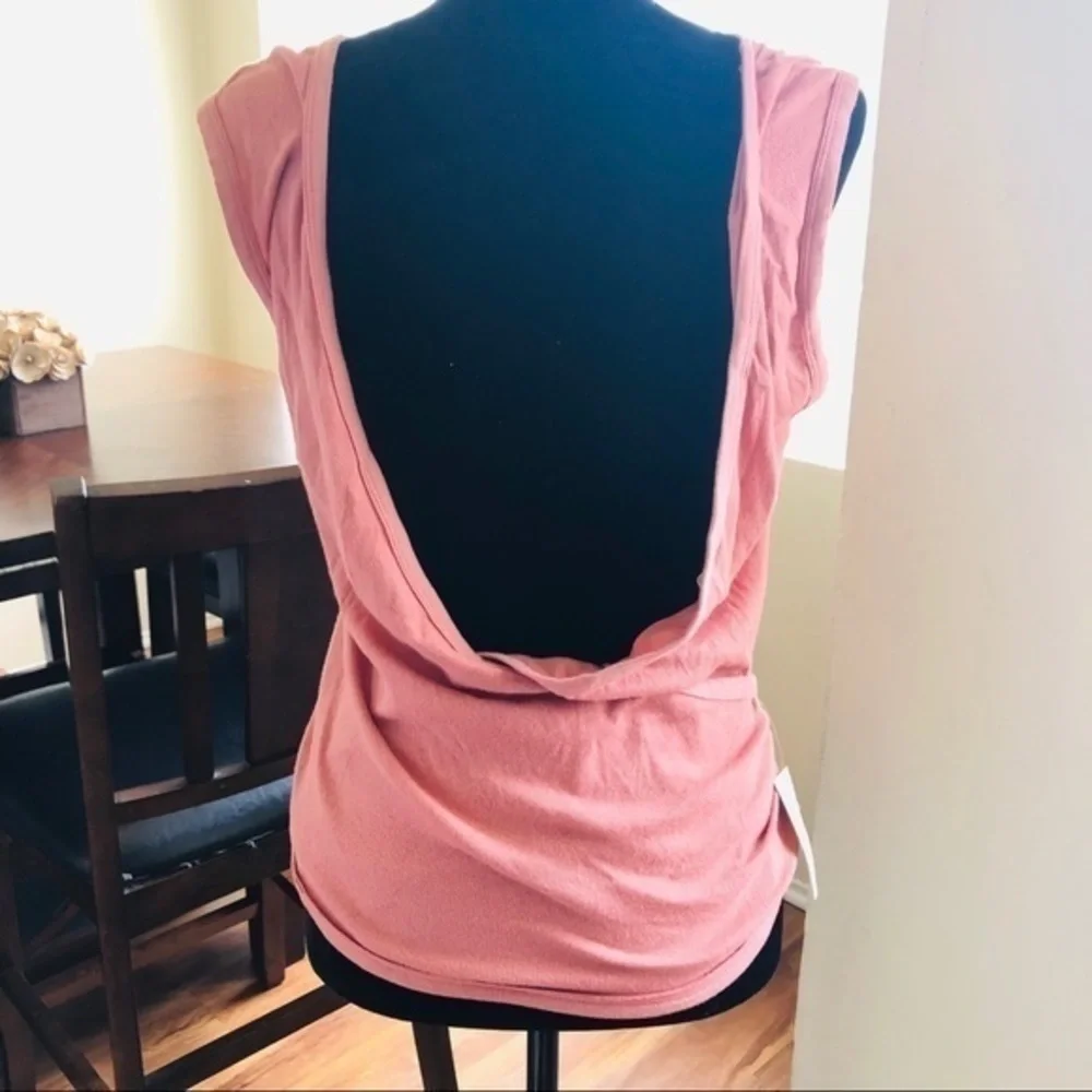 New Women’s Free People Top sz L
